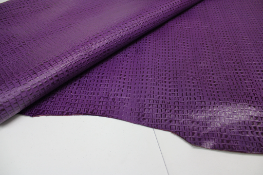 PURPLE CAIMAN EMBOSSED LEATHER: Genuine Leather 2.5-3 oz. - Leather working, Perfect for Bags, Earrings, Wallets